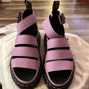 CLARISSA II PISA LEATHER STRAP PLATFORM SANDALS. Brand new with box, size 6.